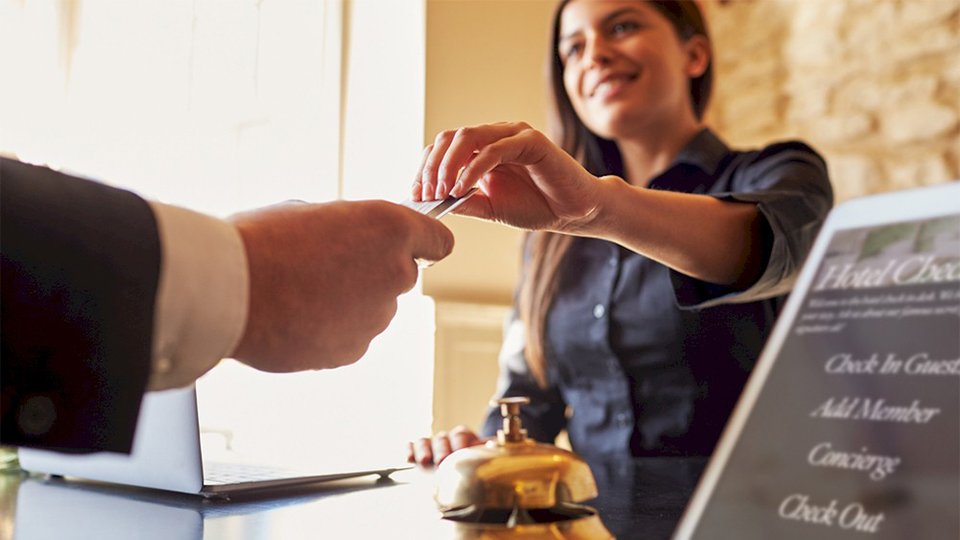 Pick the Complete Solutions for Luxury Hotels in Dubai